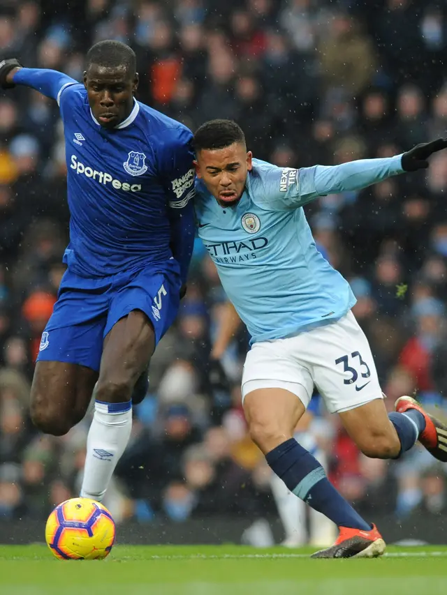 Manchester City Tekuk Everton, Gabriel Jesus Sumbang 2 Gol