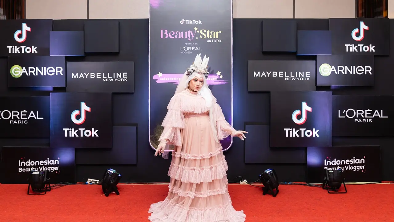 Hibur Diri Lewat Makeup, Dinda Azzura Bangkit dari Titik Terendah hingga Tampil Gemilang dalam Beauty Star on TikTok