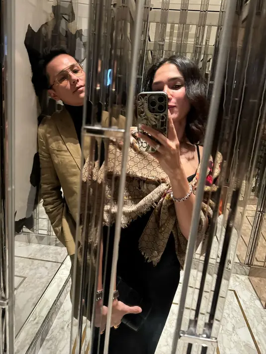 Ussy Sulistyawaty dan Andhika Pratama. [Foto: Instagram/ussypratama]