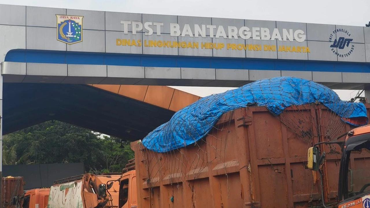 Bukit Sampah Bantargebang
