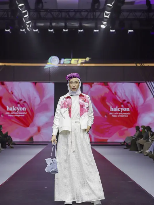 Selain fashion show, gelaran ini terdiri dari rangkaian kegiatan pameran, talkshow, business matching, serta competition.(dok/ISEF2021).
