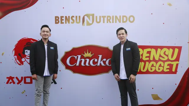 Ruben Onsu dan Jordi Onsu saat perkenalan pabrik Frozen Food