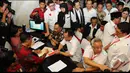 Menurut Tim pengacara Prabowo-Hatta telah terjadi kecurangan yang massif, terstruktur, dan sistematis dalam proses Pilpres yang digelar KPU, Jakarta, Jumat (25/07/2014) (Liputan6.com/Andrian M Tunay)