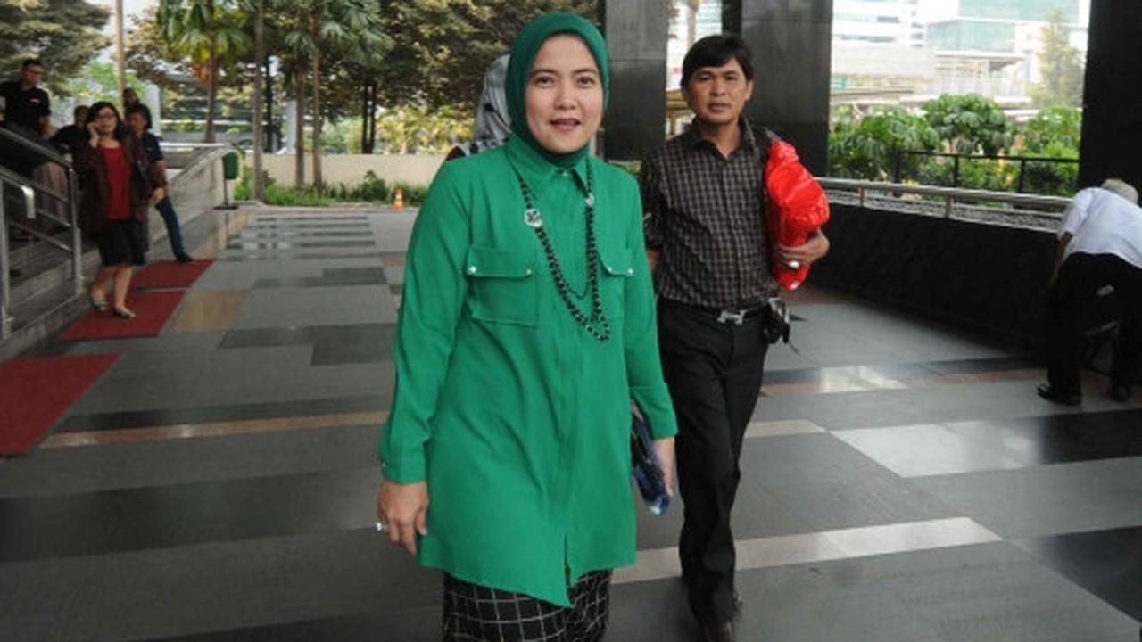 Istri eks Wali Kota Makassar jenguk suami di Rutan KPK
