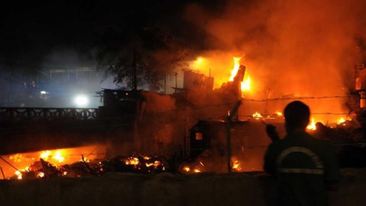 Ahok janji bangun kembali Pasar Gembrong yang terbakar