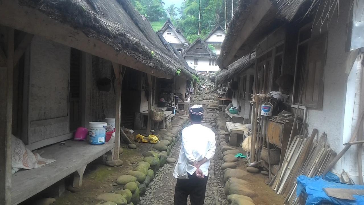 Menyusuri Kampung Adat Jawa Barat, Warisan Budaya yang Terjaga