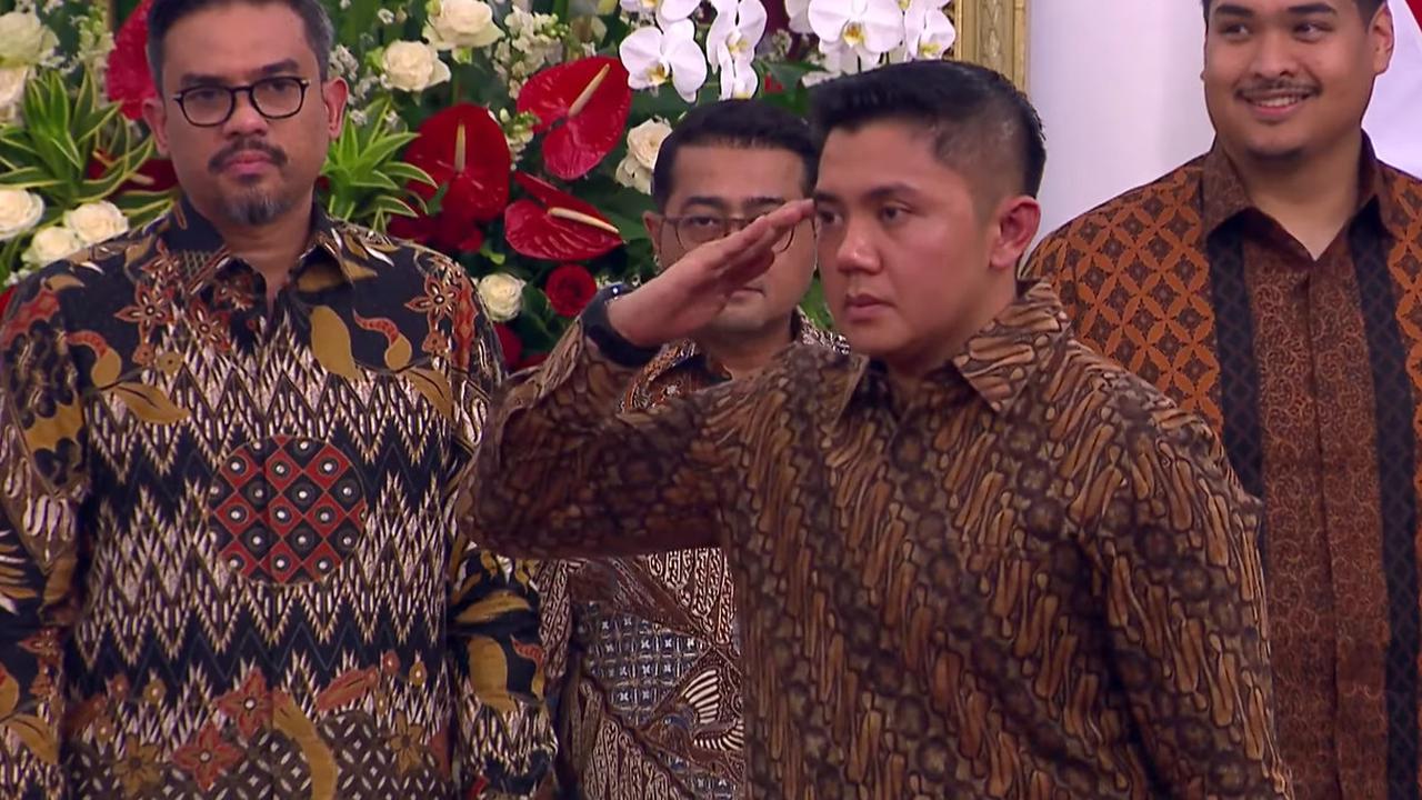 VIDEO: Mayor Teddy Pagi Sibuk Tugas Ajudan, Malam Jadi Seskab Ditunjuk Presiden Prabowo
