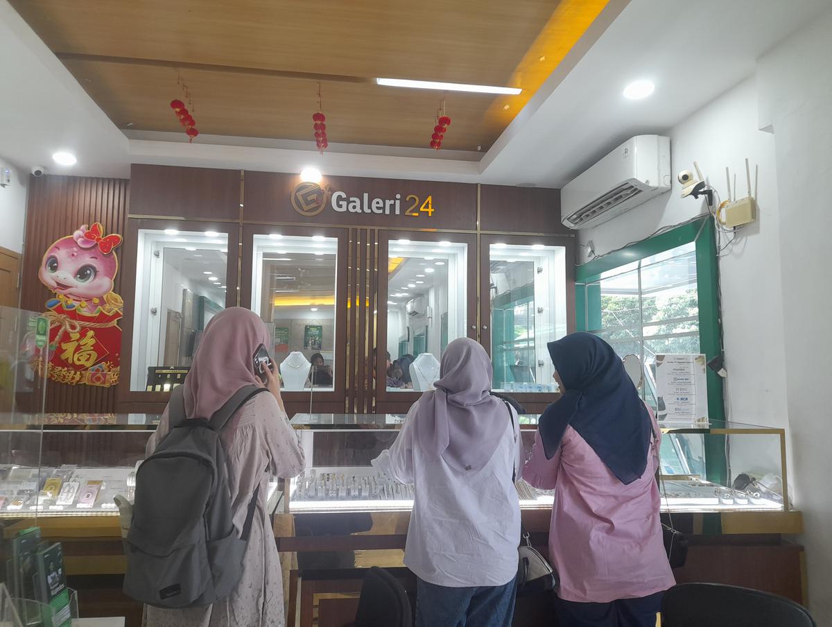 Fenomena Gadai Emas di Padang Pasca-Lebaran