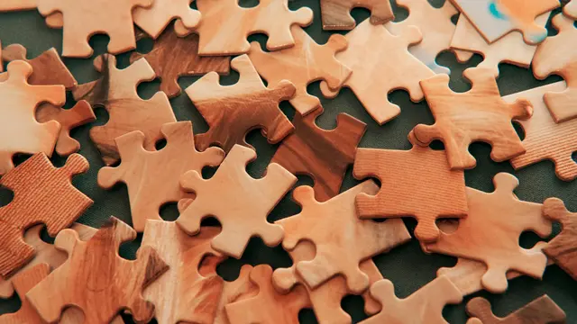 Menyusun Lego atau Puzzle