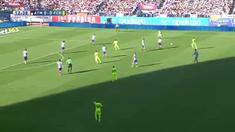 Barcelona sukses menggaet titel La Liga mereka yang ke-23 usai menundukkan perlawanan Atletico Madrid 0-1, Senin (18/5) dini hari WIB. Kepastian itu didapat karena mereka sudah unggul empat angka dari Real Madrid yang ada di posisi dua.