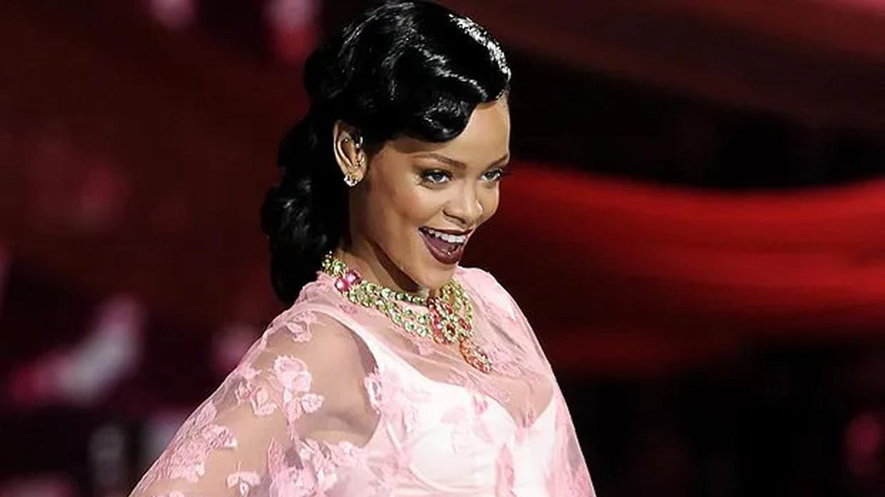 Rihanna @ thesun.co.uk
