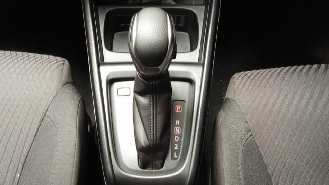 3 Solusi Transmisi Mobil Matic Susah Pindah Gigi