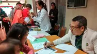 Pemberian vaksin ulang di RS Harapan Bunda (Liputan6.com/Audrey Santoso)