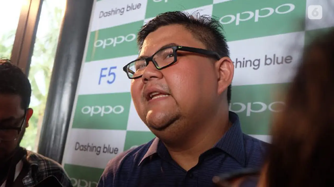 Oppo F5 Dashing Blue