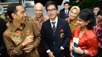 Hadiri Wisuda Anak, Jokowi dan Iriana Tampil Sederhana