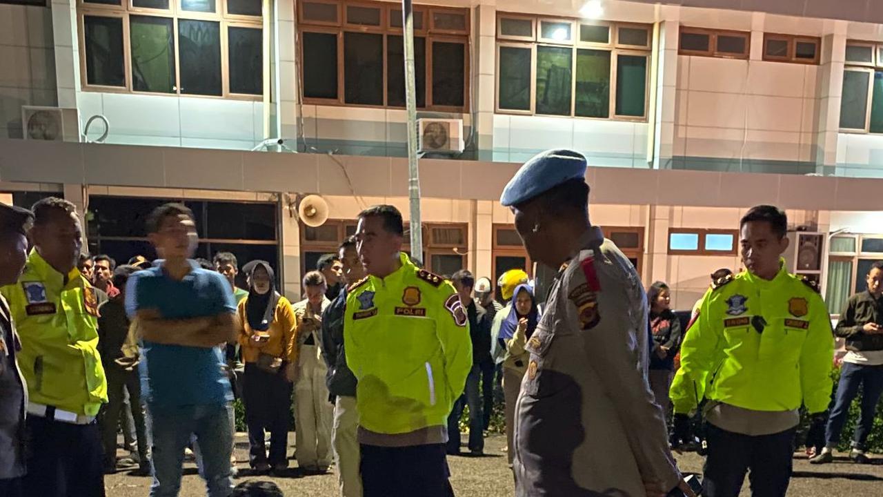 Puluhan Siswa dan Alumni SMK Negeri di Garut Sewa Gedung untuk Pesta Miras