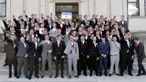 Sebuah foto yang menunjukan murid-murid mengangkat tangan seperti salam nazi membuat heboh warga AS.