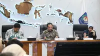 Menteri Dalam Negeri (Mendagri) Muhammad Tito Karnavian saat memimpin Rapat Pembahasan Efisiensi dan Progres Tahapan Program BSPS