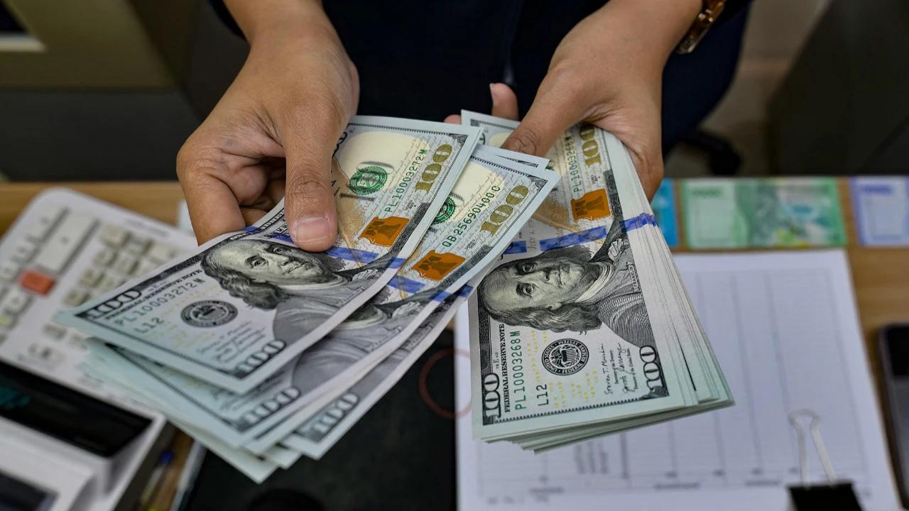 Pengusaha Khawatir Ancaman PHK Dipicu Pelemahan Kurs Rupiah
