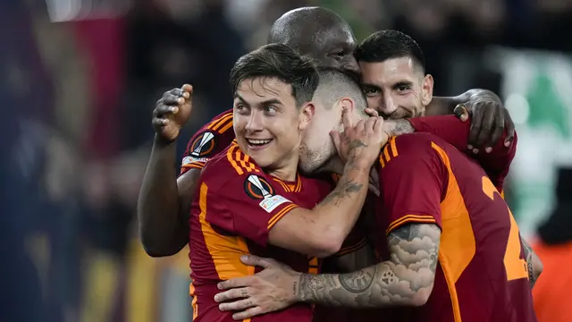 Foto: Parade Gol AS Roma saat Hajar Brighton di Liga Europa, Paulo Dybala Jadi Pembuka