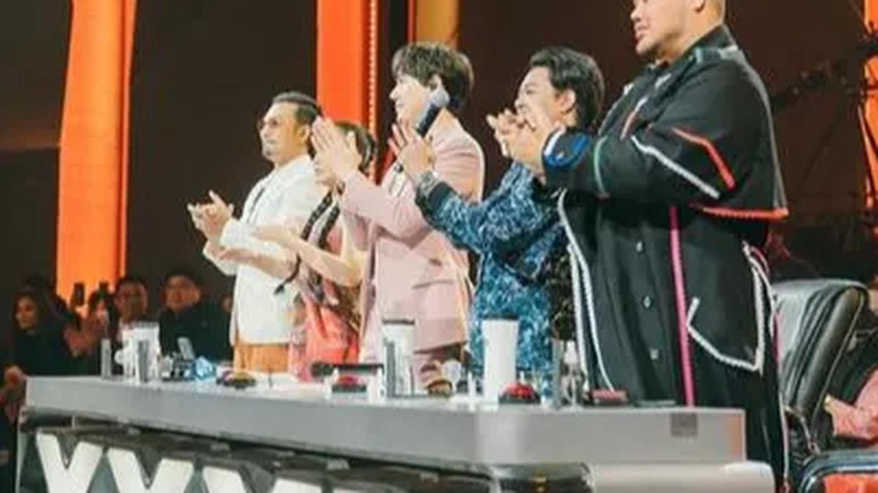Sementara pemenang Indonesia's Got akan mendapatkan uang tunai Rp150 juta dan 1 unit Hyundai Stargazer.