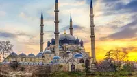 Masjid Selimiye di Turki. (Dok: Instagram @nejdet_duzen&nbsp;https://www.instagram.com/p/BvVvPVFg4GC/?igsh=YWxzMXAxYTY3cW13)