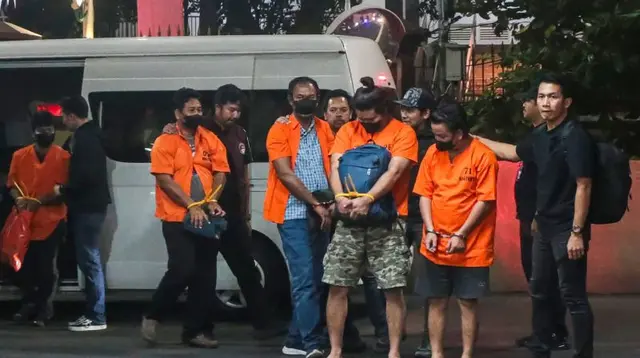 8 Awak Kapal Bawa 1,3 Ton Ketamin Diperiksa Bareskrim di Jakarta