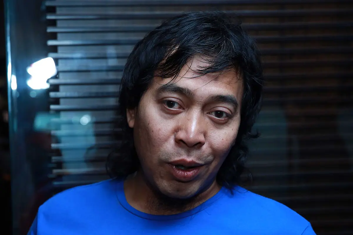 [Bintang] Komeng