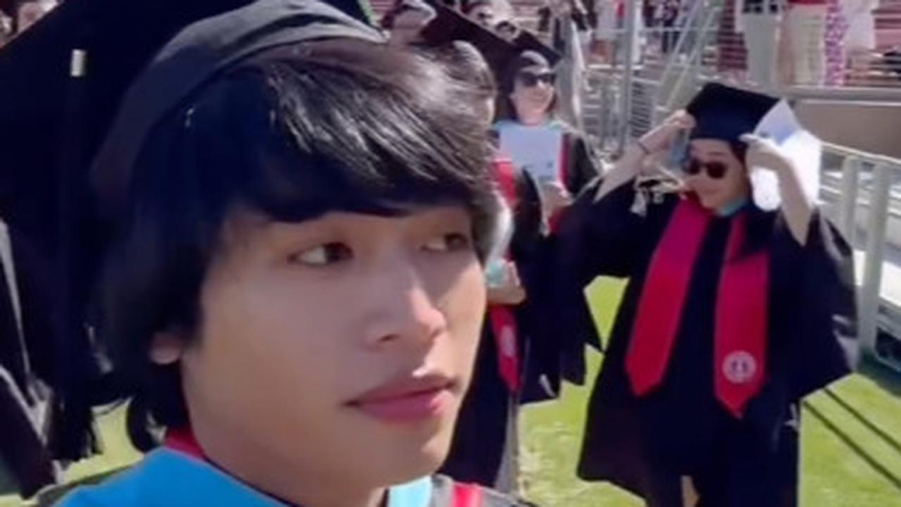 Viral Kisah Pemuda yang Dulu Pernah Dibully hingga Keluar Sekolah, Kini Lulus S2 Stanford