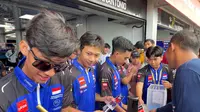 Kemeriahan ARRC 2024, Saat Para Rider Yamaha Racing Indonesia Diserbu Fans Jelang Balapan