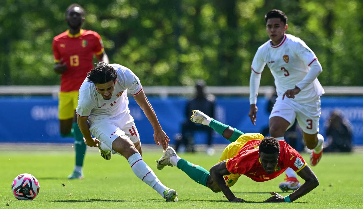 Kekalahan ini membuat timnas Indonesia U-23 gagal merebut tempat terakhir untuk berlaga di Olimpiade 2024 Paris. (MIGUEL MEDINA/AFP)