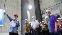 Menko Luhut Resmikan Pabrik LFP di Kendal, Indonesia Kini Saingi China