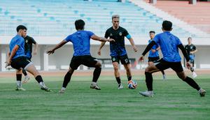 PSIM Yogyakarta menang 3-1 atas Garudayaksa FC dalam latih tanding tertutup di Stadion Mandala Krida, Selasa (16/12/2025) sore WIB. (Doc PSIM)