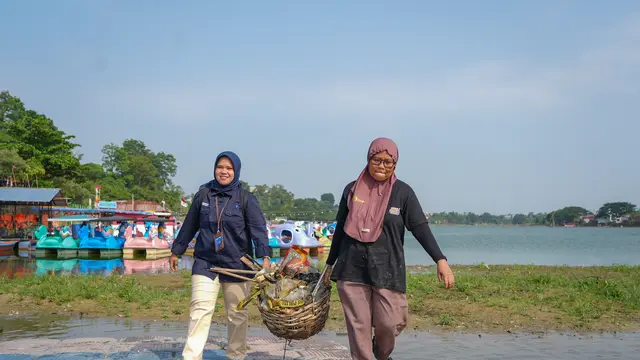 Leni Ubah Sampah Jadi Harapan, Holding Ultra Mikro Dampingi Perjuangannya di Danau Sipin