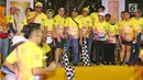 Menteri BUMN Rini Soemarno, Direktur Utama BNI Ahmad Baiquni dan Direktur Utama Pertamina Nicke Widyawati melepas peserta Marathon saat acara BNI-UI Half Marathon 2019 di Kampus Universitas Indonesia, Depok, Jawa Barat, Minggu (7/7/2019). (Liputan6.com/Herman Zakharia)