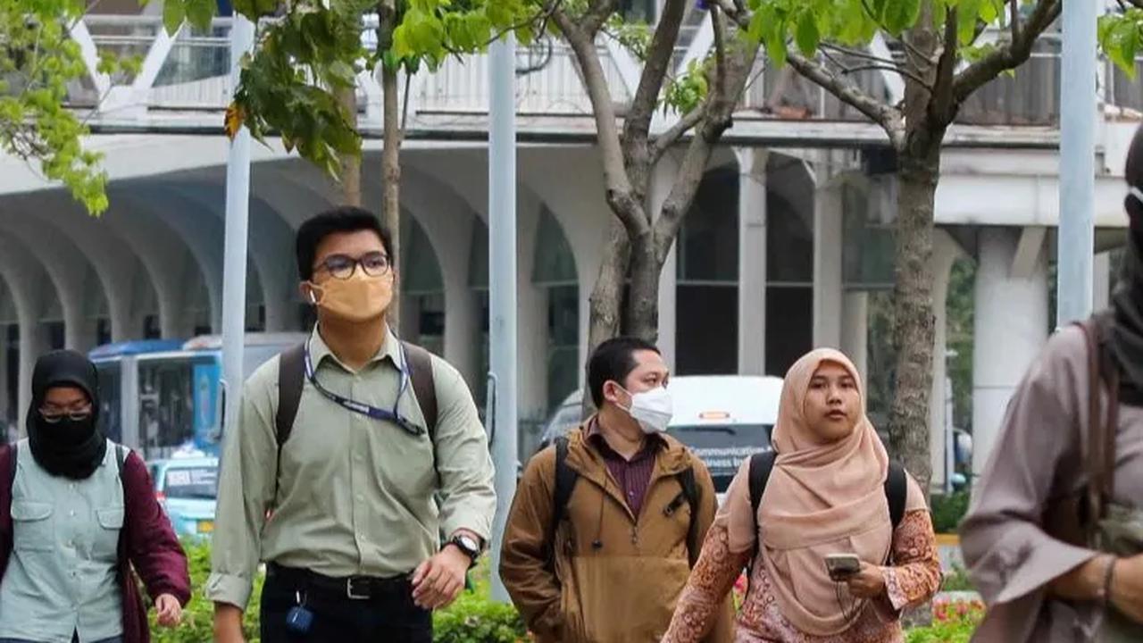 Literasi Keuangan Jadi Kunci Penting dalam Transisi Pembayaran Upah Digital