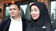 Sidang cerai Bella Shofie terpaksa ditunda karena Suryono tidak datang.