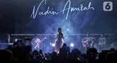 Penyanyi yang juga penulis lagu, Nadin Amizah saat tampil pada hari kedua gelaran KapanLagi Buka Bareng BRI Festival 2025 di Plaza Parkir Timur Gelora Bung Karno, Senayan, Jakarta, Minggu (16/3/2025). (Liputan6.com/Angga Yuniar)