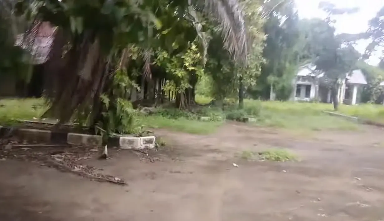 Kampung Artis (Youtube/Bob Larron creator)