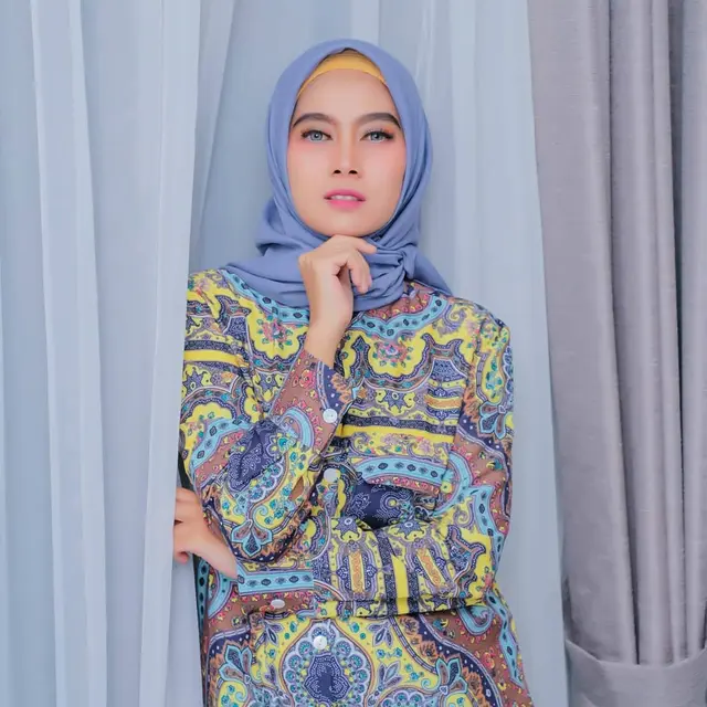6 Potret Lisda Oxalis, Pesinetron Cantik Kini Mantap Berhijab