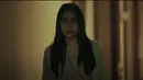 Prilly Latuconsina di salah satu adegan film Danur: I Can See Ghosts. (MD Pictures)