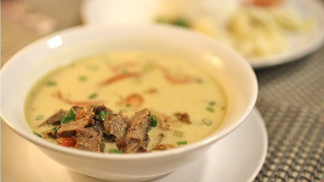 [Bintang] 8 Inspirasi Hidangan Berkuah untuk Hangatkan Makan Malam