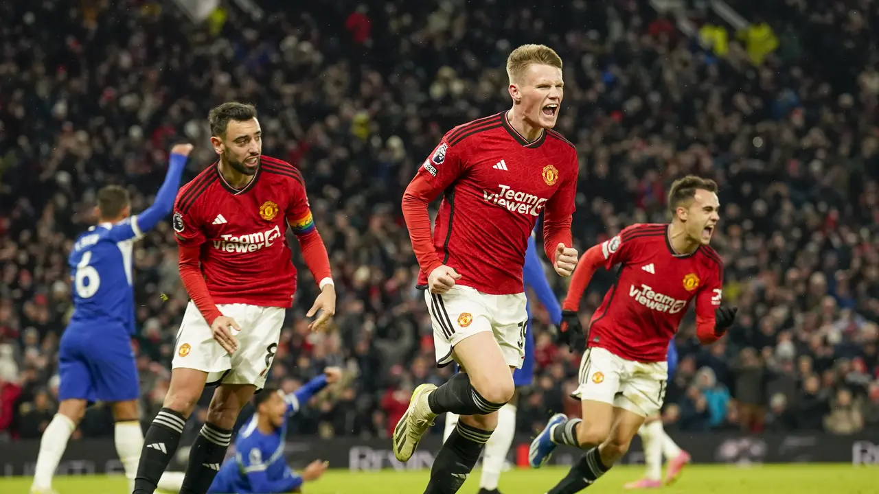 Selebrasi pemain MU Scott McTominay saat menjebol gawang Chelsea
