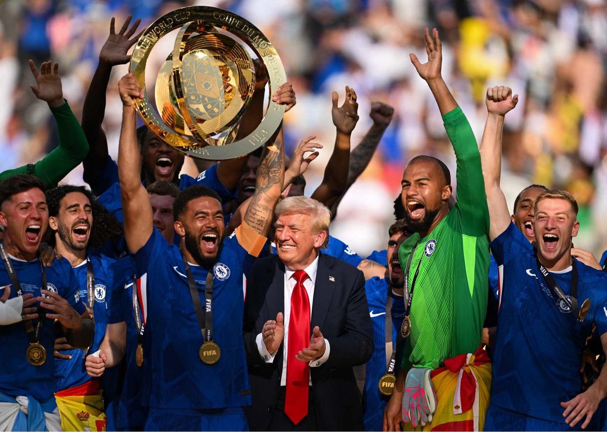 Momen Donald Trump Ikut Selebrasi Juara Piala Dunia Antarklub, Bikin Pemain Chelsea Bingung
