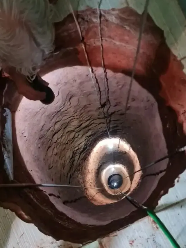 Mimpi Dapat Emas, Pria Ini Gali Lubang Sedalam 40 Meter di Dapurnya