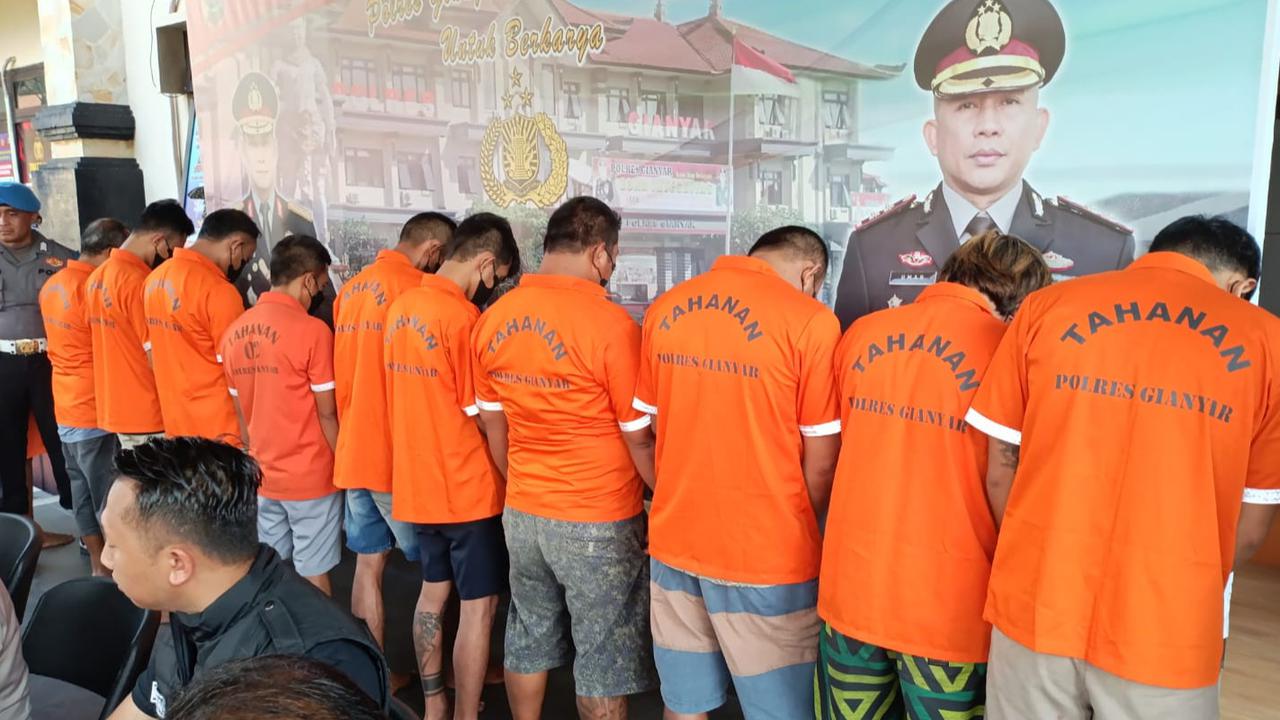 Pengakuan 10 Pengeroyok Buruh 19 Tahun di Bali Gara-Gara Unggahan Medsos