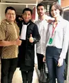 Sidang kasus narkoba yang dijalani Fachri Albar akhirnya selesai. Selasa (10/7) Pengadilan Negeri Jakarta Selatan kembali menyidangkan kasus ayah dua orang anak tersebut. (Instagram/sandyarifinsh)
