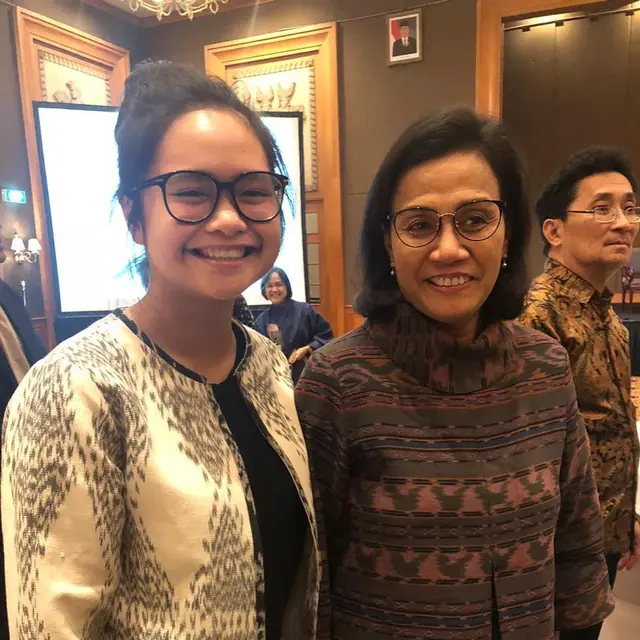 Masuk Forbes 30 Under 30, Ini 7 Potret Faye Simanjuntak Cucu Menko Luhut