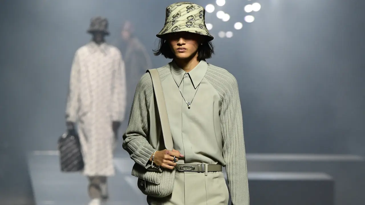 Model Asal Surabaya Beraksi di Runway Milan Fashion Week 2022