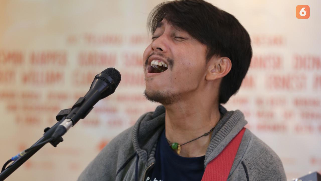 [Fimela] Fiersa Besari